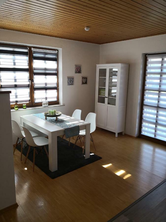 Apartment Ferienwohnung Emmerthal Auch Fuer Monteure Fewo מראה חיצוני תמונה
